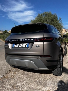 Usato 2021 Land Rover Range Rover evoque 2.0 Benzin 200 CV (41.000 €)