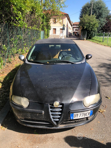 Usato 2022 Alfa Romeo 147 Benzin (1.700 €)