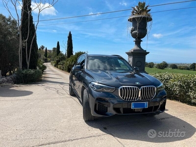 Usato 2022 BMW X5 3.0 Diesel 265 CV (72.000 €)