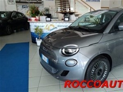 Usato 2022 Fiat 500e El 118 CV (26.200 €)