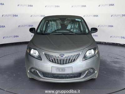 Usato 2023 Lancia Ypsilon 1.2 LPG_Hybrid 69 CV (17.750 €)