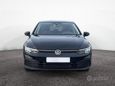 Usato 2023 VW Golf 1.5 El_Benzin 150 CV (26.900 €)