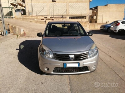 Venduto Dacia Sandero 1.4 8V GPL scad. - auto usate in vendita