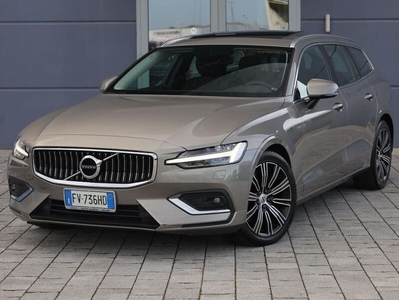 Venduto Volvo V60 D4 AWD Geartronic I. - auto usate in vendita