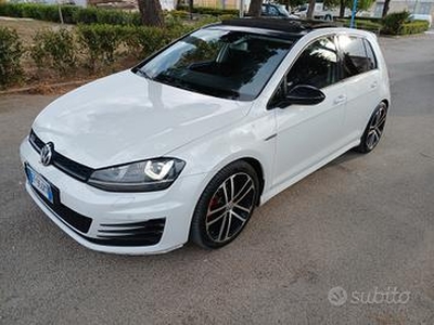 Volkswagen Golf 2.0 TDI 5p. Dsg GTD