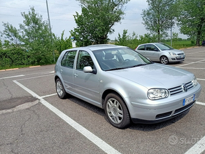 Volkswagen Golf 4 1.6 16 v 115cv 25 th 05/2001
