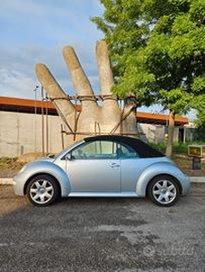 VOLKSWAGEN New Beetle - 2003