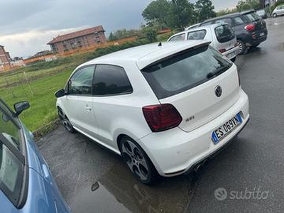 VOLKSWAGEN Polo 5ª serie - 2013