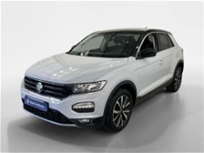 Volkswagen T-Roc 1.0 TSI Style BlueMotion Technology del 2021 usata a Massa