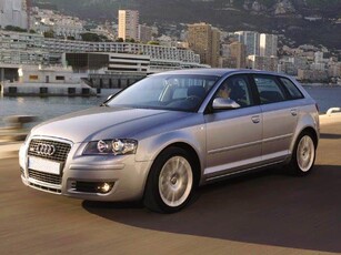 AUDI A3 SPORTBACK SPB 2.0 TDI F.AP. Ambition NAVI-XENO !!!