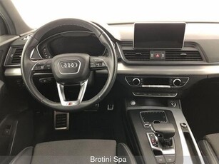 AUDI Q5 40 TDI quattro S line plus