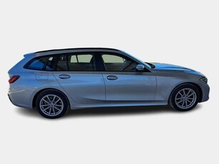 BMW 318 48V Business Advantage Touring auto