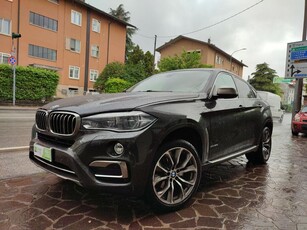 BMW X6 extravagance Usata