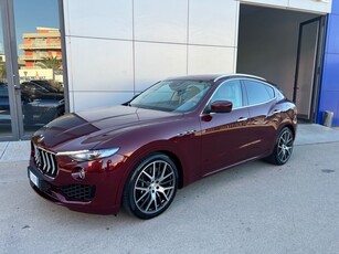 Maserati Levante V6 430 CV AWD S - anno 2017 - km 82.000 - prezzo € 41.900