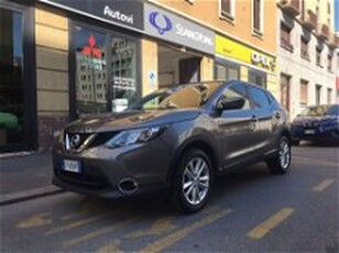 Nissan Qashqai 1.2 DIG-T Acenta del 2015 usata a Milano