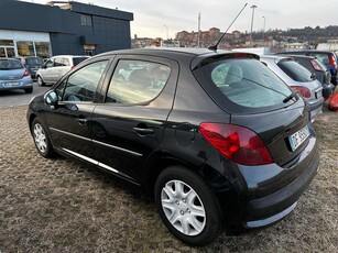 Peugeot 207 1.4 HDi 70CV