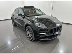 PORSCHE MACAN 2.0