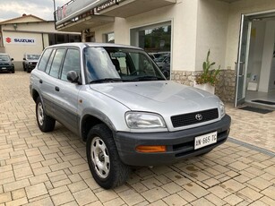 Toyota RAV4 2.0i 16V