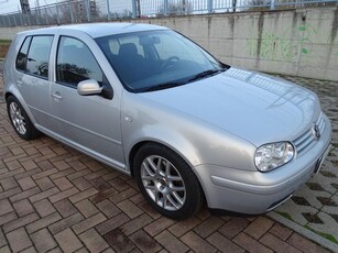 Volkswagen Golf 1.8