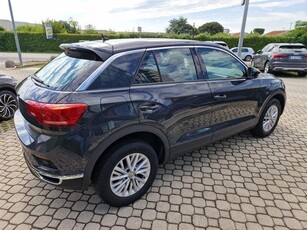 VOLKSWAGEN T-ROC 1.6 TDI SCR Business BlueMotion Technology