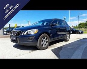 Volvo XC60 D4 AWD Geartronic Momentum del 2013 usata a Ravenna