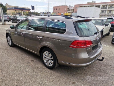 Usato 2011 VW Passat 1.4 Benzin (10.999 €)