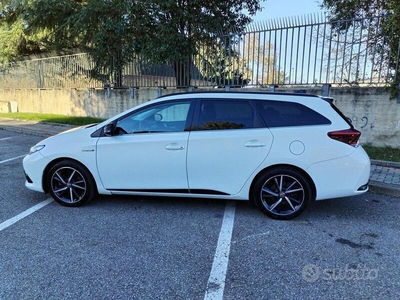 Usato 2019 Toyota Auris Hybrid 1.8 El_Hybrid 99 CV (12.990 €)