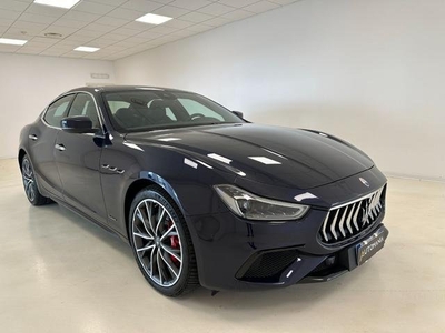 MASERATI GHIBLI V6 Diesel 275 CV Gransport