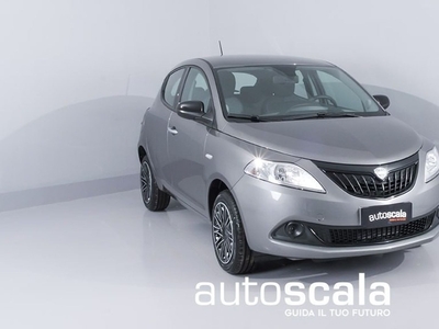 Lancia Ypsilon 1.0 FireFly