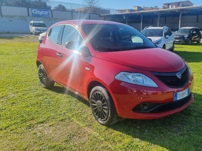 Lancia Ypsilon 1.2 69 CV