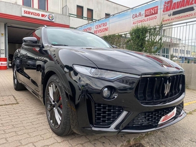 Maserati Levante V6 430 CV