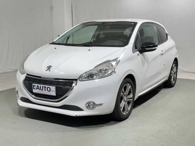 Peugeot 208 1.2 VTi 82 CV