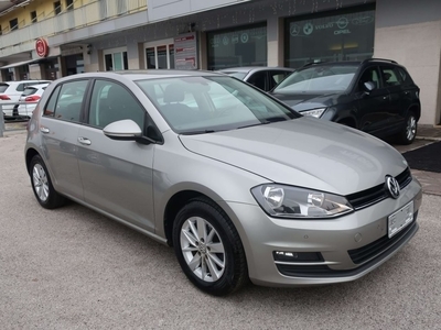 Volkswagen Golf 1.2 TSI