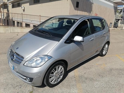 Mercedes-benz A 160 BlueEFFICIENCY Avantgarde