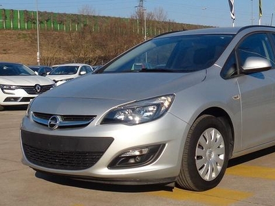 Opel Astra 1.4 Turbo 140CV Sports Tourer GPL Tech