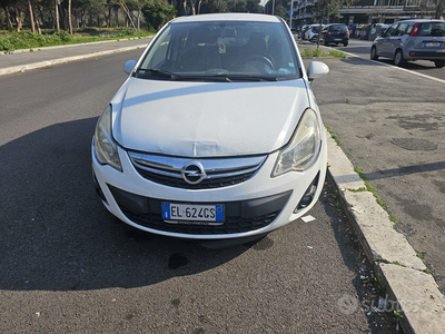 Opel corsa 1.2 gpl neopatentati euro 5 del 2013