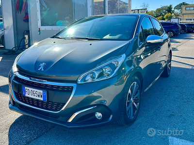 Peugeot 208 Allure