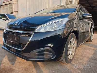 Peugeot 208 BlueHDi 75 5 porte Active OK NEOPATENT