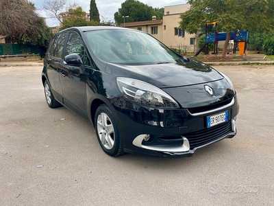 RENAULT Scénic DIESEL AUTOMATICA- 2013