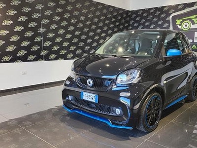 Smart ForTwo EQ - 2018 Brabus Nightsky