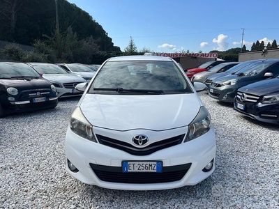 Toyota Yaris 1.4 D-4D 5 porte Active Retrocamera