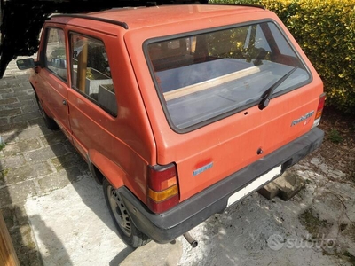 Usato 1993 Fiat Panda 1.0 Benzin 45 CV (5.000 €)