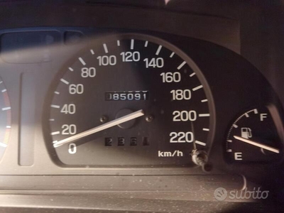 Usato 1995 Subaru Impreza 1.8 Benzin 103 CV (7.000 €)