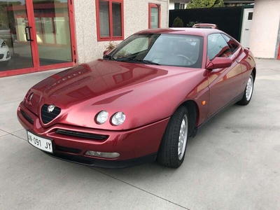 Usato 1997 Alfa Romeo GTV 2.0 Benzin 150 CV (4.900 €)