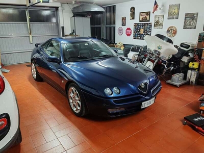 Usato 1998 Alfa Romeo GTV 2.0 Benzin 155 CV (11.000 €)