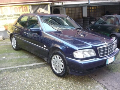 Usato 1999 Mercedes C220 2.1 Diesel 125 CV (4.500 €)