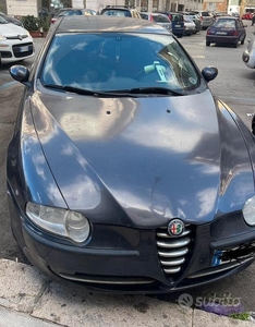 Usato 2003 Alfa Romeo 147 1.9 Diesel 116 CV (1.400 €)