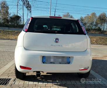 Usato 2014 Fiat Punto 1.2 Diesel 75 CV (6.500 €)