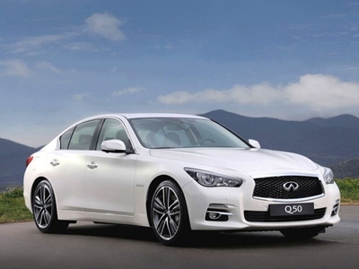 Usato 2014 Infiniti Q50 3.5 El_Hybrid 306 CV (15.900 €)