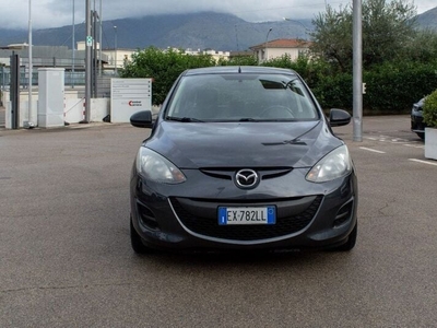 Usato 2014 Mazda 2 1.3 Benzin 75 CV (8.900 €)